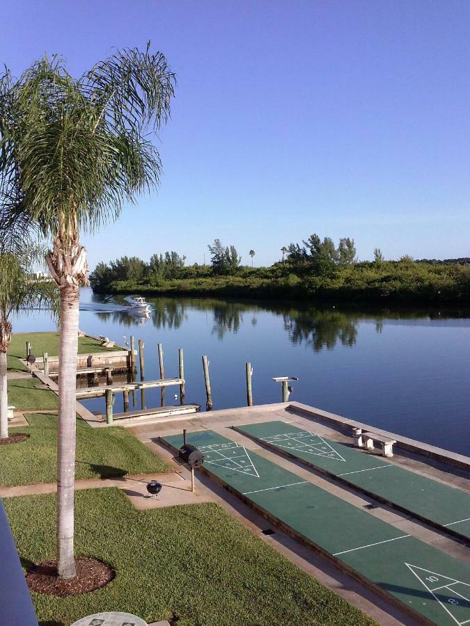Appartamento Beach Getaway III At Belleview Clearwater Beach Esterno foto