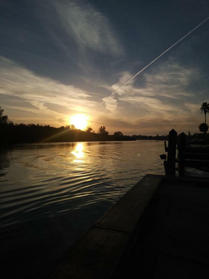 Appartamento Beach Getaway III At Belleview Clearwater Beach Esterno foto